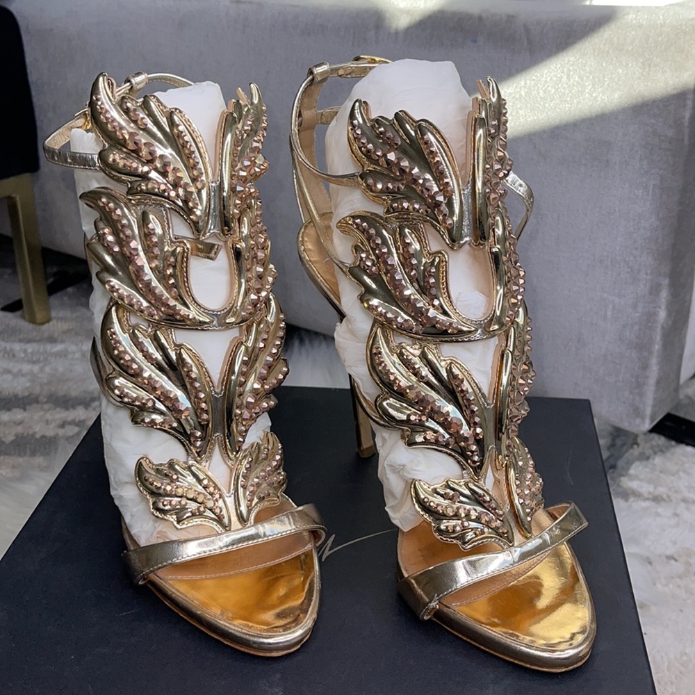 Giuseppe Zanotti Coline Rose Gold Embellished Wing Heels Size 39.5